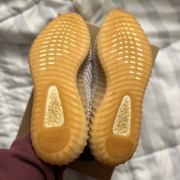 EUC Yeezy 350 Synth - Picture 9 of 12